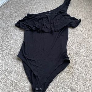 One shoulder bodysuit
